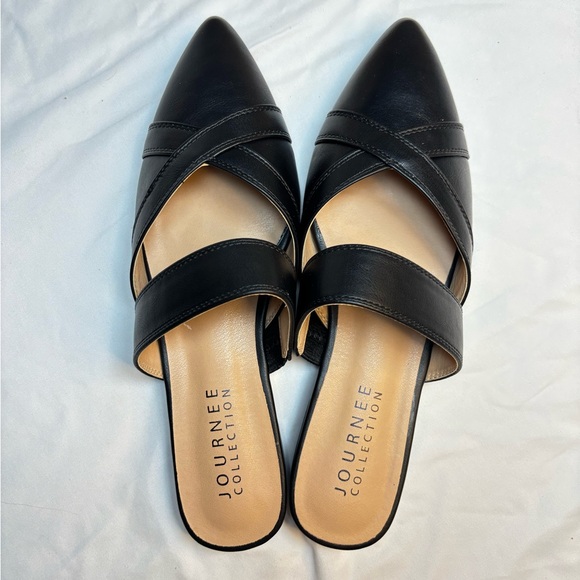 Journee Collection‎ “Stasi” Black Pointed Toe Slip-On Flats • Size 11NW
NWB - Picture 4 of 7